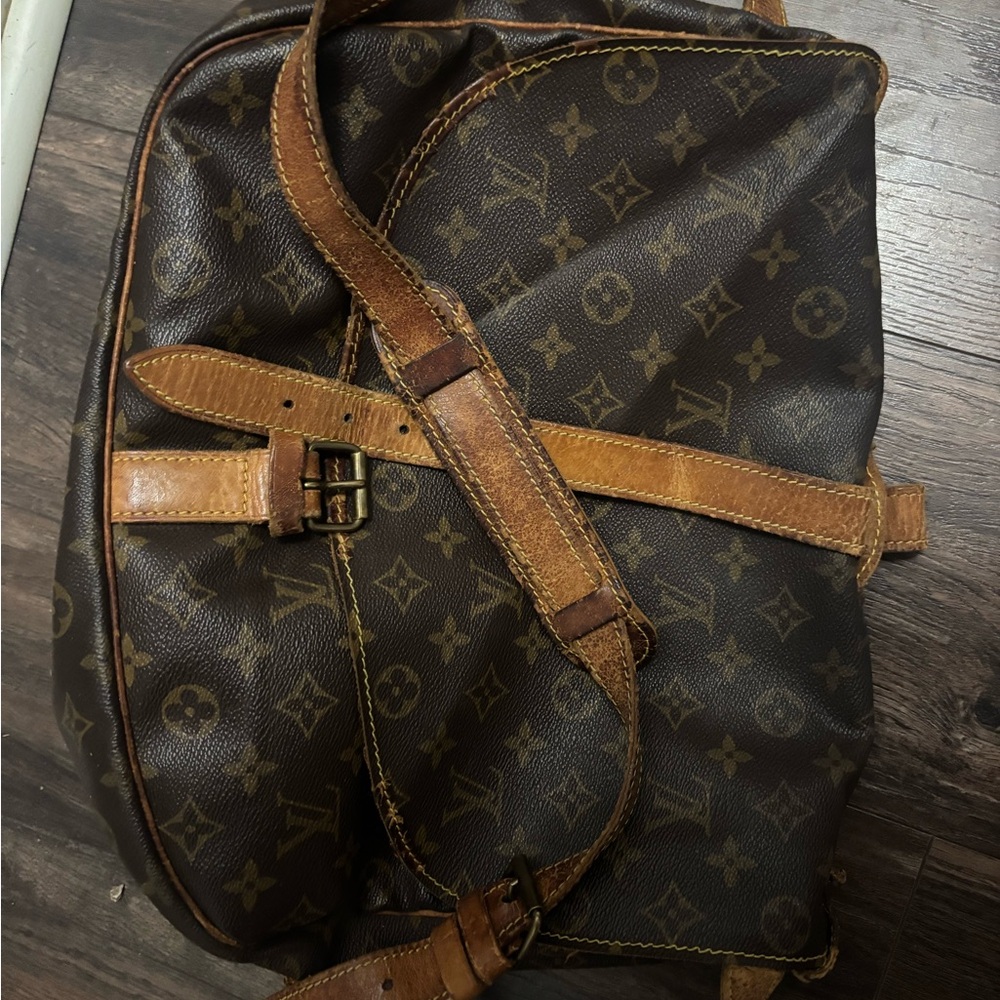 Louis Vuitton Monogram Canvas Messenger Bag in Brown and Tan